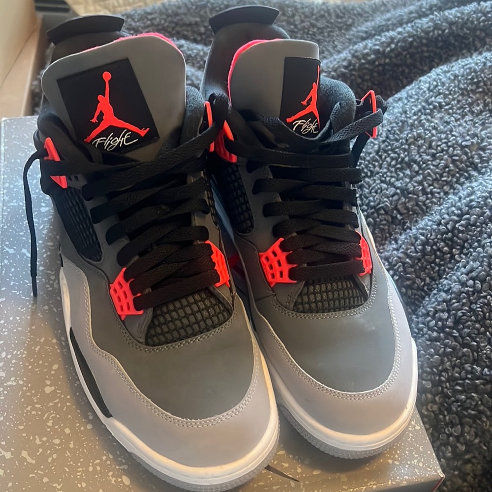 Air Jordan 4 Retro Black Red Sneakers Authentic